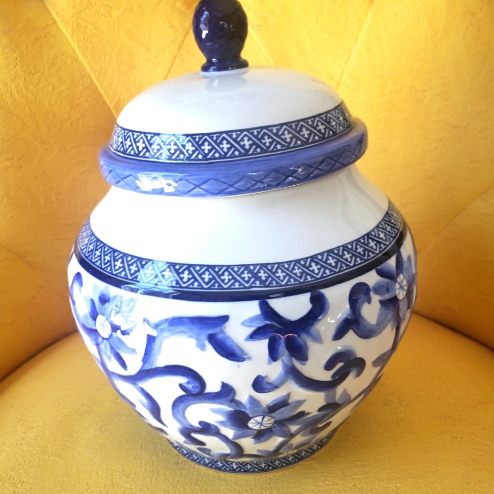 Ralph Lauren Mandarin Blue Ginger Jar